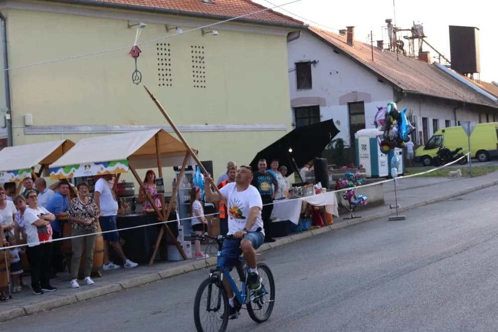Pobjednik ovogodišnje Vinske alke Mihovil Štivić, a Vinskog maratona Danijel Gomerčić
