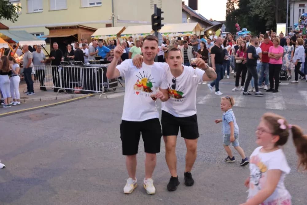 Pobjednik ovogodišnje Vinske alke Mihovil Štivić, a Vinskog maratona Danijel Gomerčić