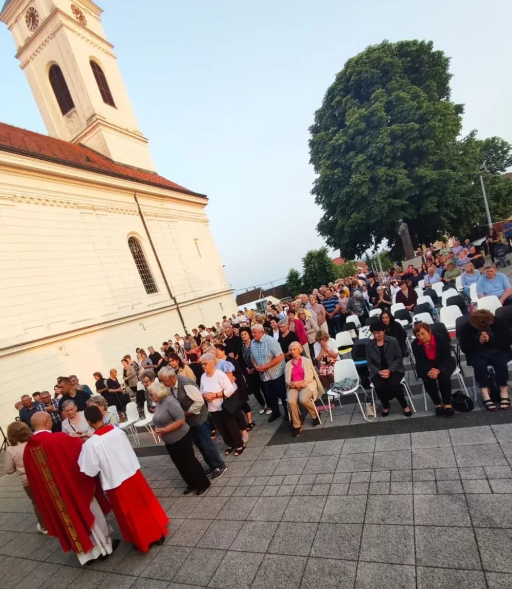 U Podvinje stižu brojni hodočasnici, počela duhovna priprava za slavlje Antunova