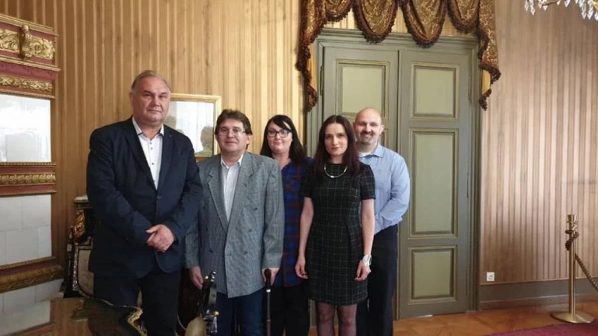 LJETO U SIBINJU: Brojna publika oduševljena nastupom KUD-ova i Slavonskih lola
