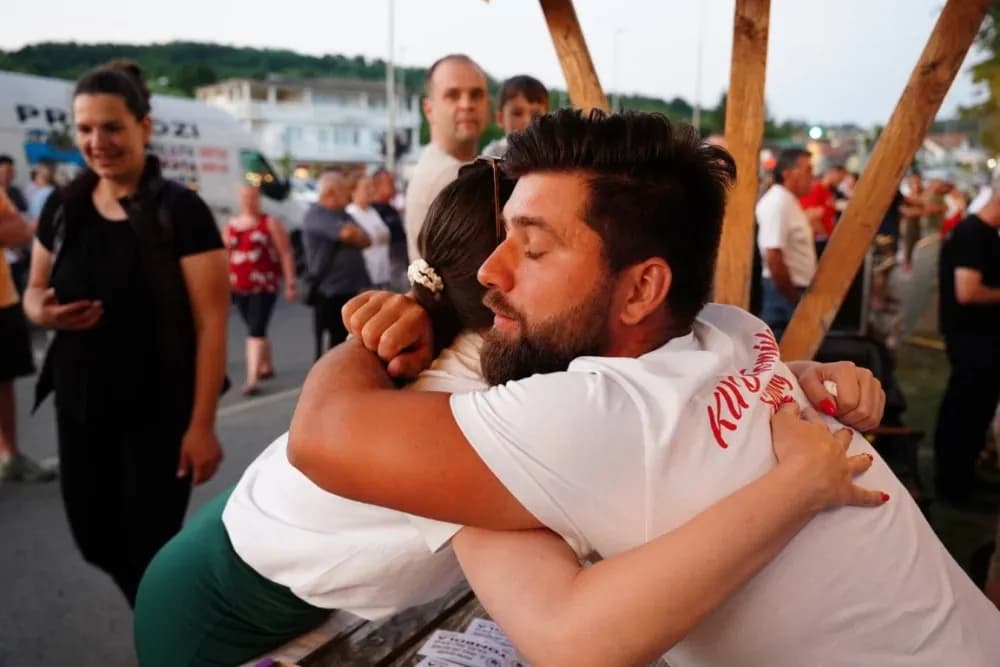 LJETO U SIBINJU: Brojna publika oduševljena nastupom KUD-ova i Slavonskih lola