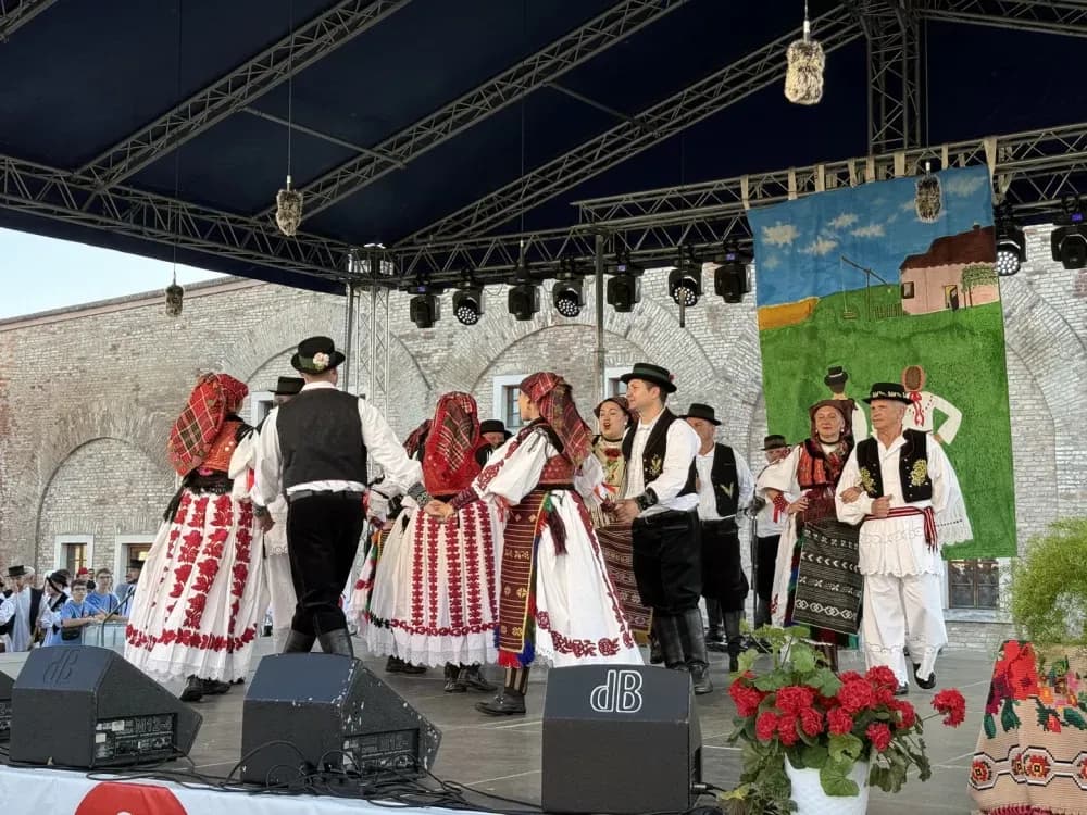 Brodskim kolom slavonska tradicija zasjala u punom sjaju