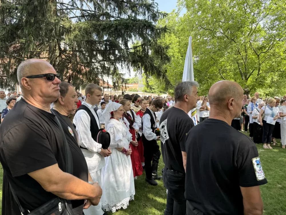 Svečano obilježeno Tijelovo u Slavonskom Brodu
