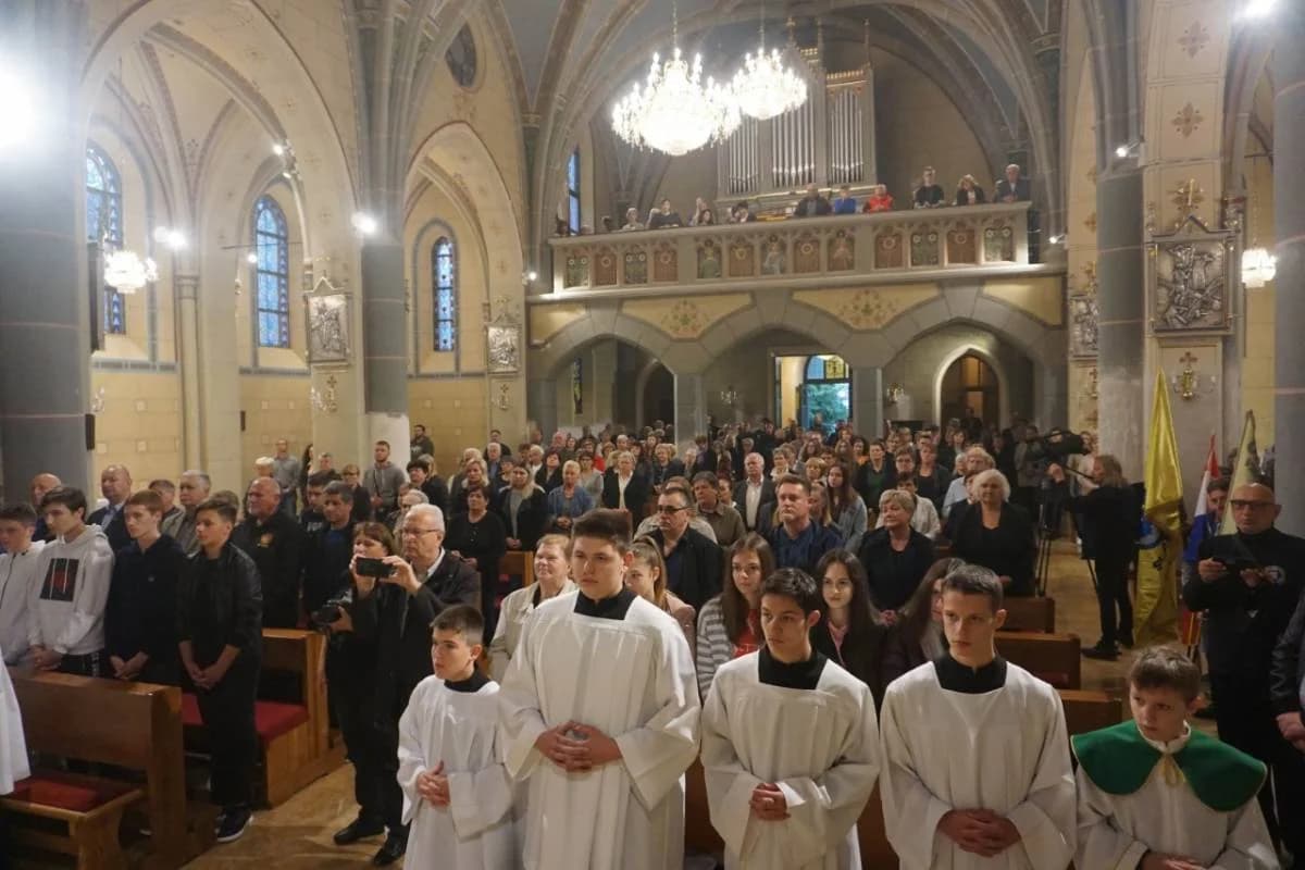 Najbolji čobanac u Podcrkavlju skluhala ekipa iz Tomice