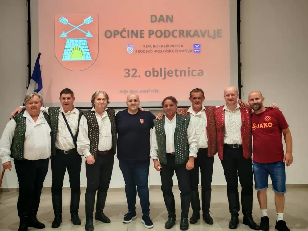 Najbolji čobanac u Podcrkavlju skluhala ekipa iz Tomice