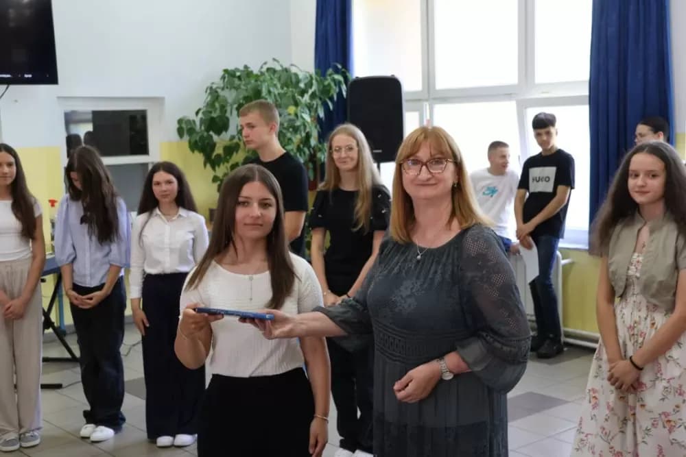 Općinski načelnik Bukovlja Igor Đaković uručio nagrade učenicima za izvrsnost na državnim i županijskim natjecanjima