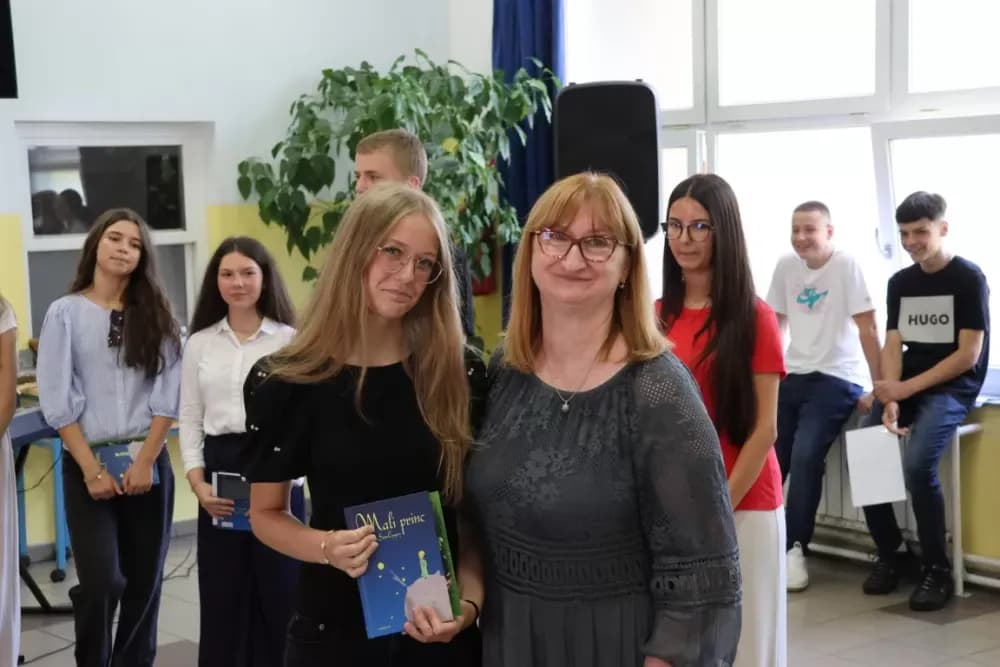 Općinski načelnik Bukovlja Igor Đaković uručio nagrade učenicima za izvrsnost na državnim i županijskim natjecanjima