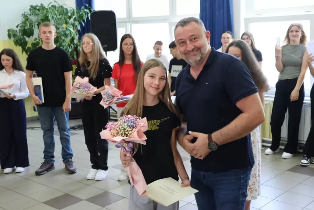 Općinski načelnik Bukovlja Igor Đaković uručio nagrade učenicima za izvrsnost na državnim i županijskim natjecanjima