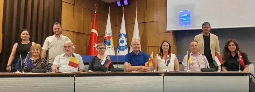 Predstavnici Osnovne škole „Đuro Pilar“ iz Sl. Broda sudjelovali na završnoj konferenciji Erasmus+ u Turskoj