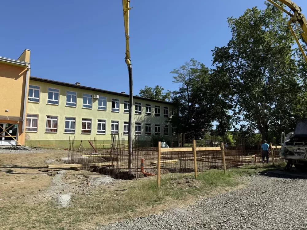 Napreduje dogradnja Osnovne škole Đuro Pilar – ključan projekt za prelazak na jednosmjensku nastavu