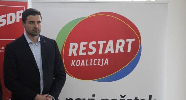 ŽENE SUDIONICE DOMOVINSKOG RATA: U Pleternici otvorena izložba slika braniteljica dragovoljki 123. brigade Hrvatske vojske