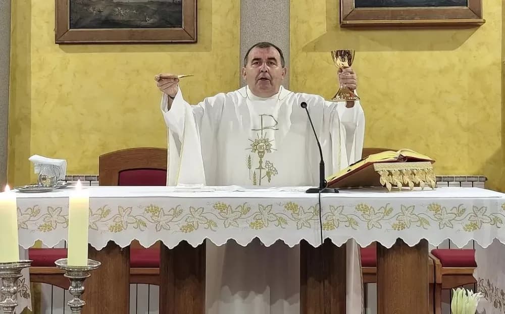 Brodski župnik vlč. Anđelko Cindori proslavio 30. obljetnicu svog svećeničkog ređenja