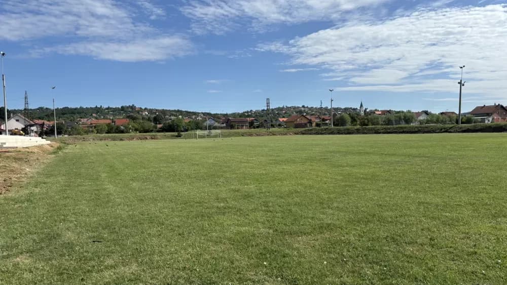 Nova tribina i obnova igrališta NK Podvinje