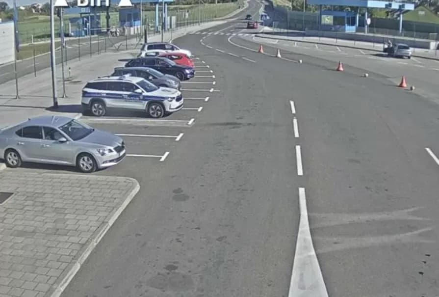Čak i ʼplinoveʼ pronađu carinici na Graničnom prelazu Sl. Brod