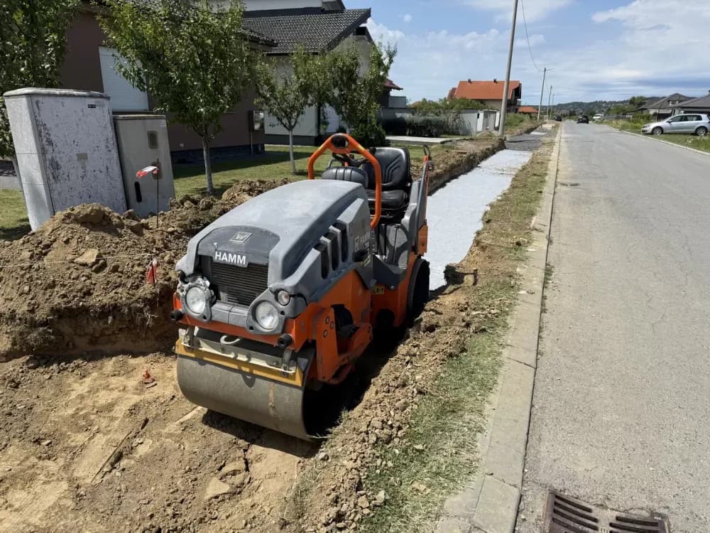 U tijeku radovi na izgradnji pješačke staze u više gradskih ulica