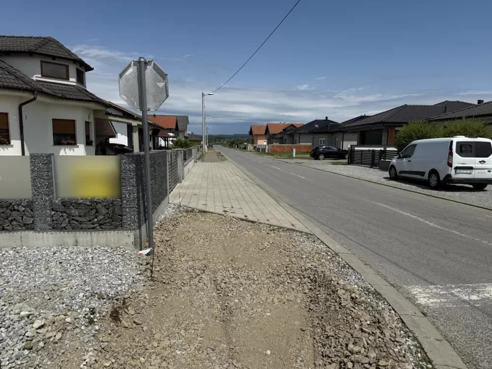 U tijeku radovi na izgradnji pješačke staze u više gradskih ulica
