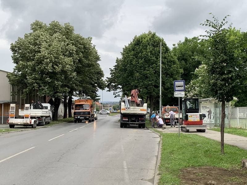 [FOTO] U tijeku je asfaltiranje vinske ceste prema Vinkomiru