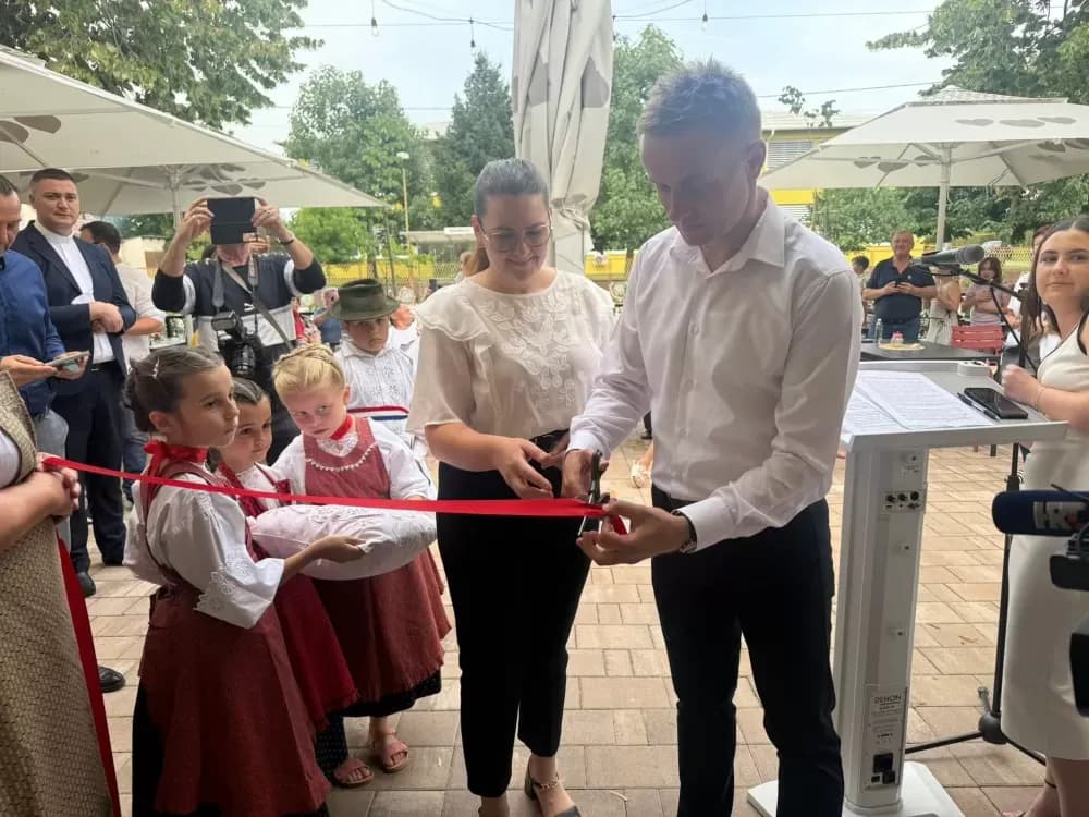 SIKIREVCI - Otvorena kušaonica tradicionalnih jela u slavonskom selu: ʼČetvero zaposlenih vratilo se iz Austrijeʼ