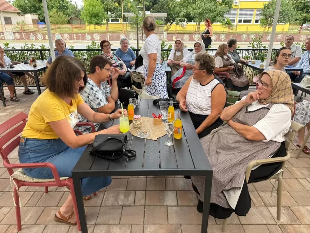 SIKIREVCI - Otvorena kušaonica tradicionalnih jela u slavonskom selu: ʼČetvero zaposlenih vratilo se iz Austrijeʼ