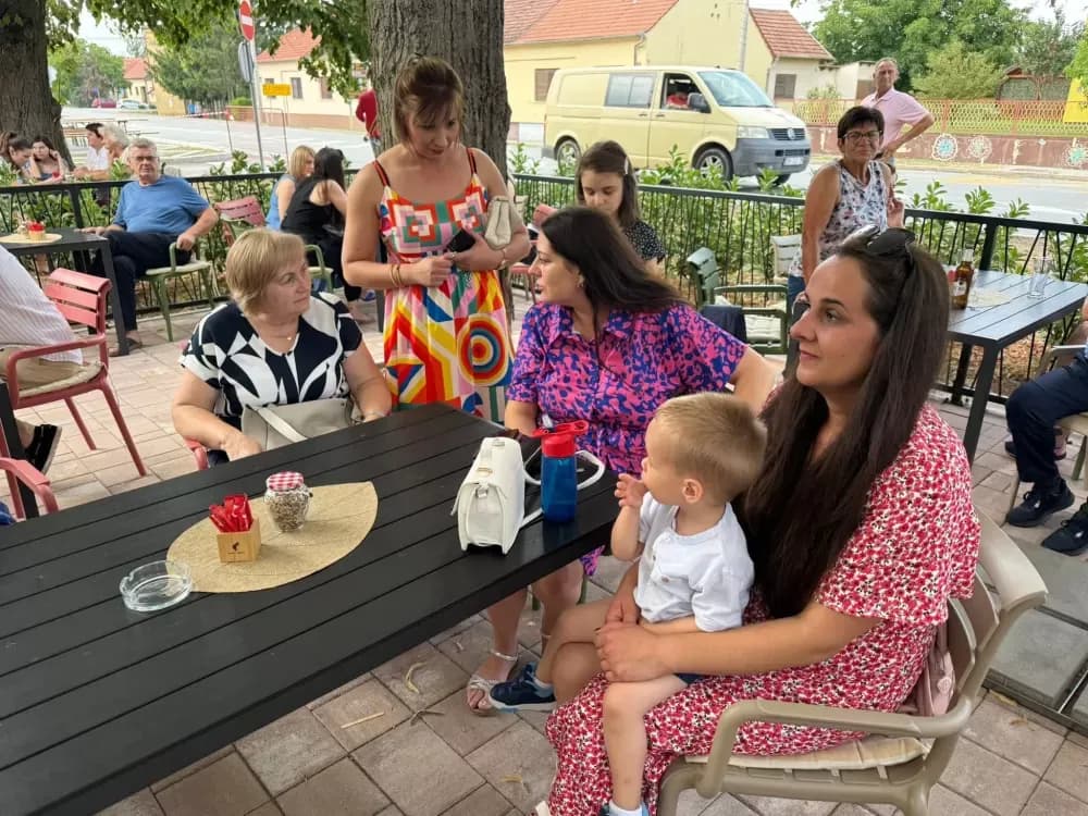 SIKIREVCI - Otvorena kušaonica tradicionalnih jela u slavonskom selu: ʼČetvero zaposlenih vratilo se iz Austrijeʼ
