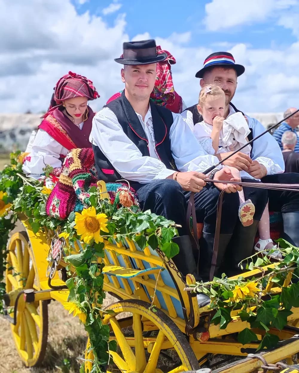 ʼNe idem iz Slavonijeʼ - tradicionalna manifestacija u Lužanima koja je okupila zaljubljenike u konje, slavonsku baštinu i običaje