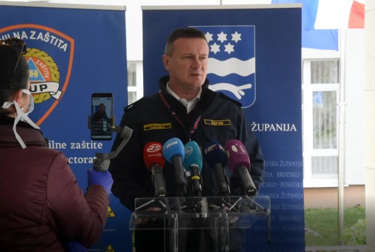KVIZ OPĆEG ZNANJA U PLETERNICI:  Prvo mjesto osvojila ekipa „Linđo“ iz Požege