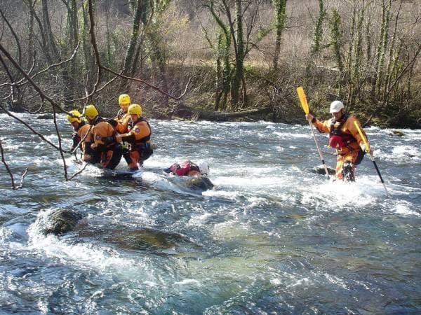 Polaganjem vijenaca i paljenjem svijeća u Pleternici odana počast poginulim braniteljima