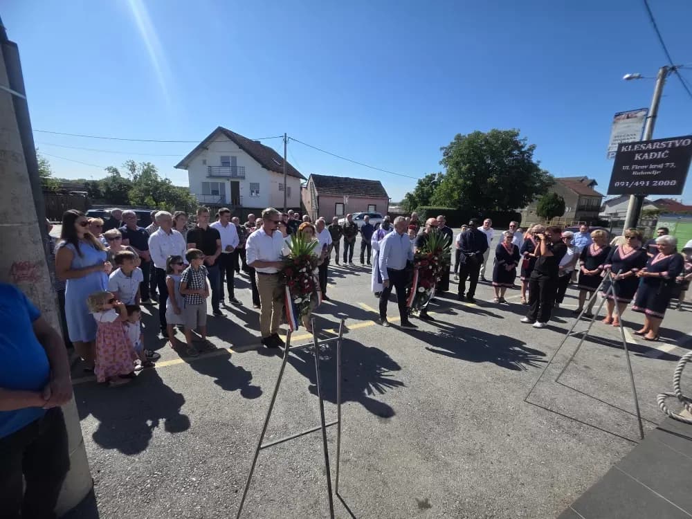 Povodom 30. obljetnice „Oluje“ u Bukovlju odana dužna počast svim poginulim hrvatskim braniteljima