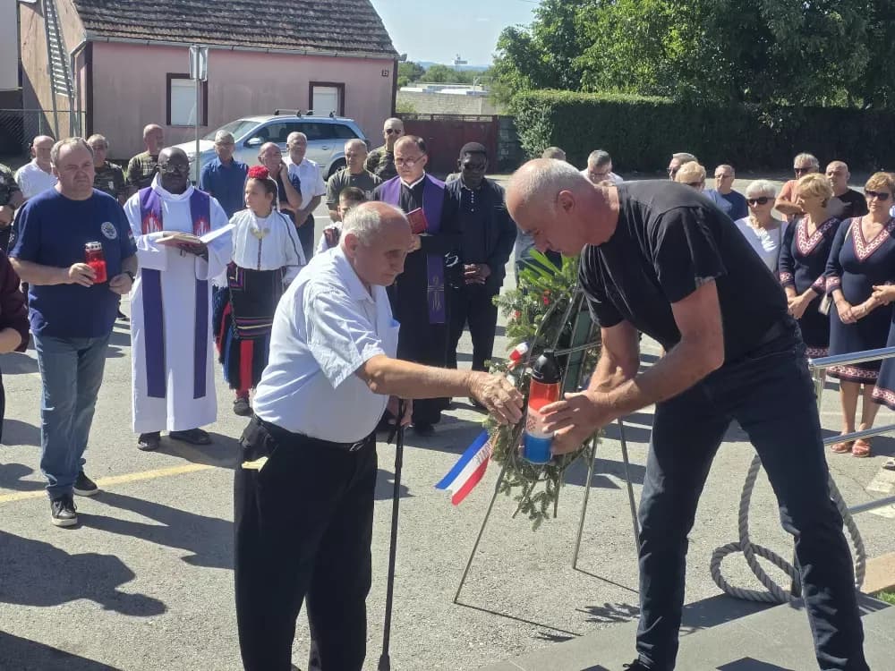 Povodom 30. obljetnice „Oluje“ u Bukovlju odana dužna počast svim poginulim hrvatskim braniteljima