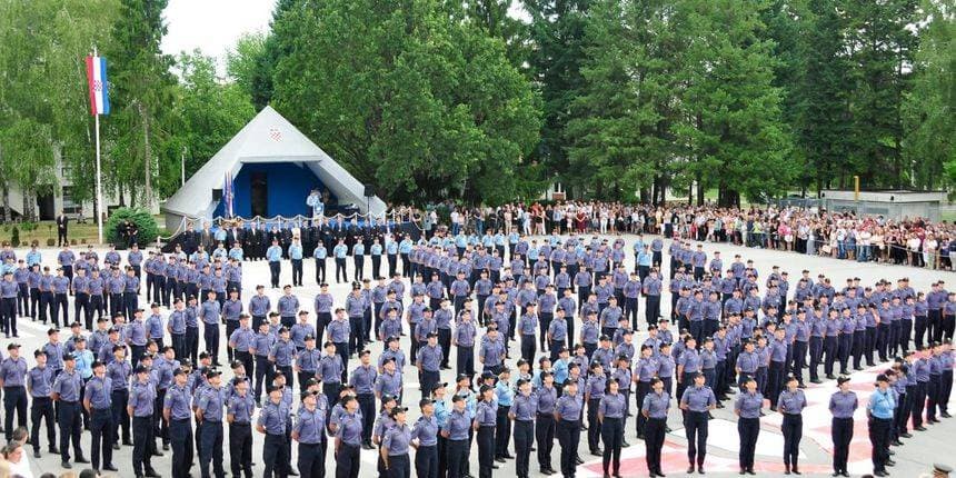POVIJEST PLETERNIČKE DEVETNICE – Veliki fenomen malog grada