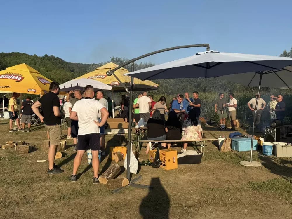 Zacvrčali su jaganjci i ove godine u Lovčiću: 23 ekipe pokazale svoja gasto umijeća