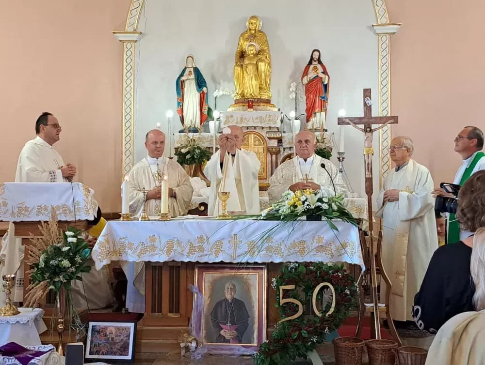 Zlatnu misu proslavio preč. Blaž Zmaić, rođeni Perkovčanin