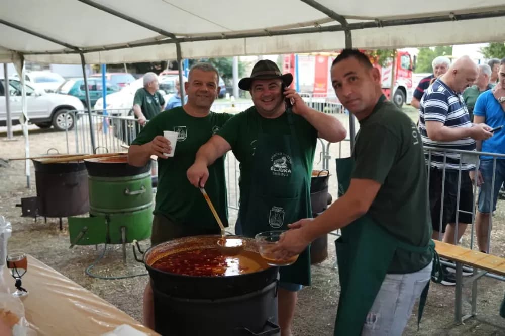 [FOTOGALERIJA] Čobanijada u Sibinju kroz objektiv našeg foto reportera