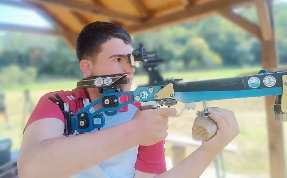 TRI MEDALJE - Lovro Bjelobrk iz Rastušje samostrelom ʼpomeoʼ svjetsku konkurenciju