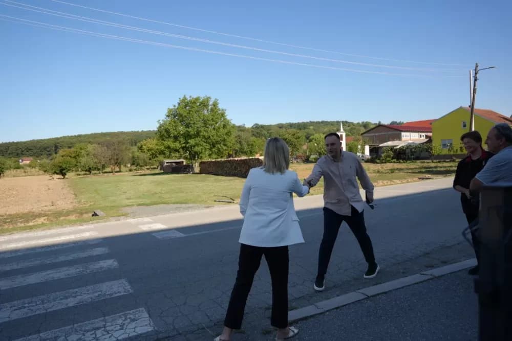 BRODSKO-POSAVSKA ŽUPANIJA NASTAVLJA S ENERGETSKOM OBNOVOM ŠKOLA