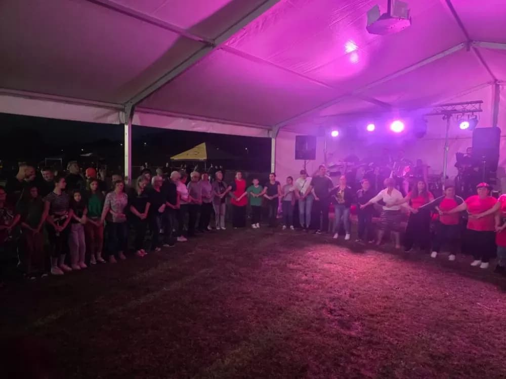 Slatinjanke iz Donjeg Slatnika skuhale najbolji čobanac u Tomici: „Uz sve što treba stavile smo u čobanac i obilje ljubavi“