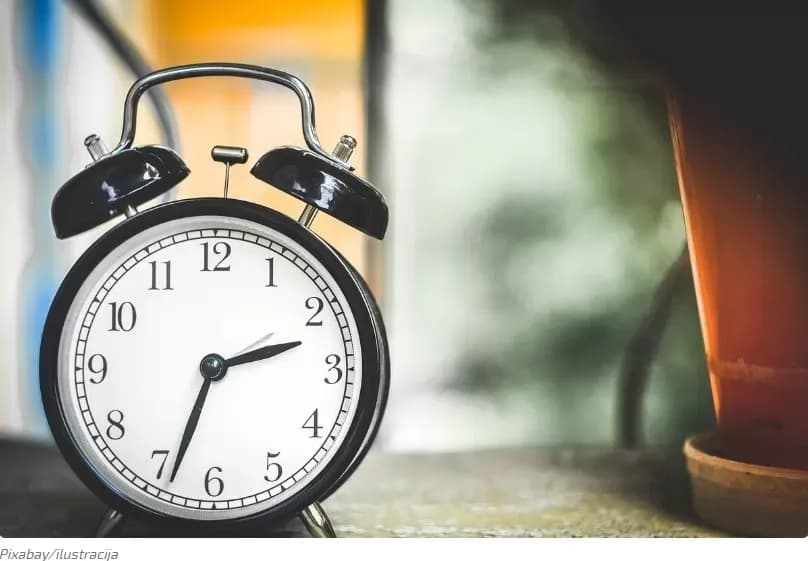 Evo kojeg datuma pomičemo sat i prelazimo na zimsko računanje vremena