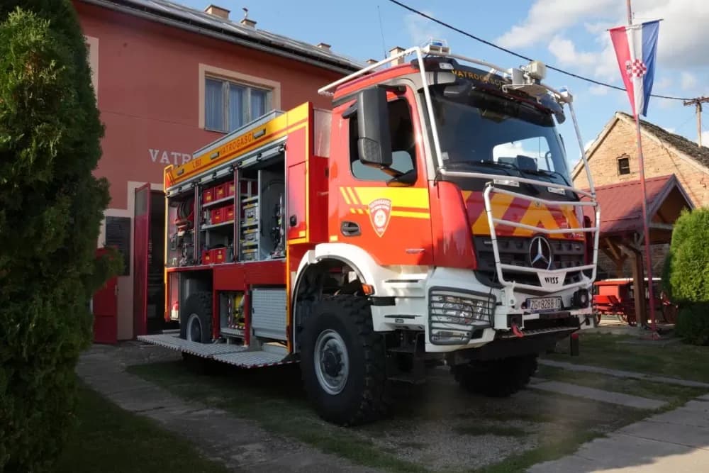 (FOTOGALERIJA) Proslavljen Dana općine Brodski Stupnik uz euharistijsko slavlje, polaganje vijenaca u čast poginulih branitelja i Svečanu sjednicu Općinskog vijeća