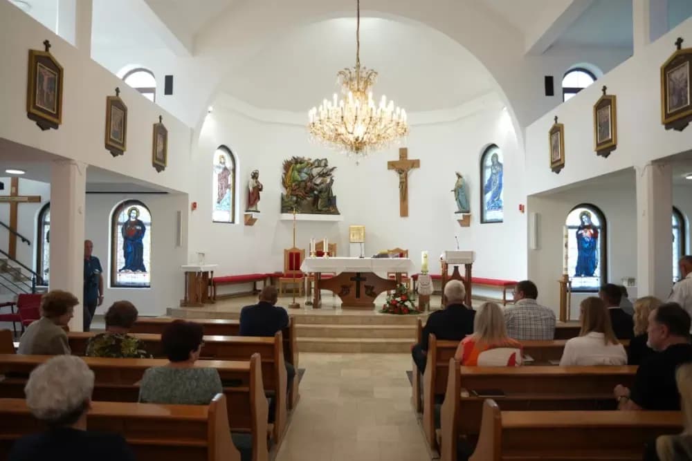 (FOTOGALERIJA) Proslavljen Dana općine Brodski Stupnik uz euharistijsko slavlje, polaganje vijenaca u čast poginulih branitelja i Svečanu sjednicu Općinskog vijeća