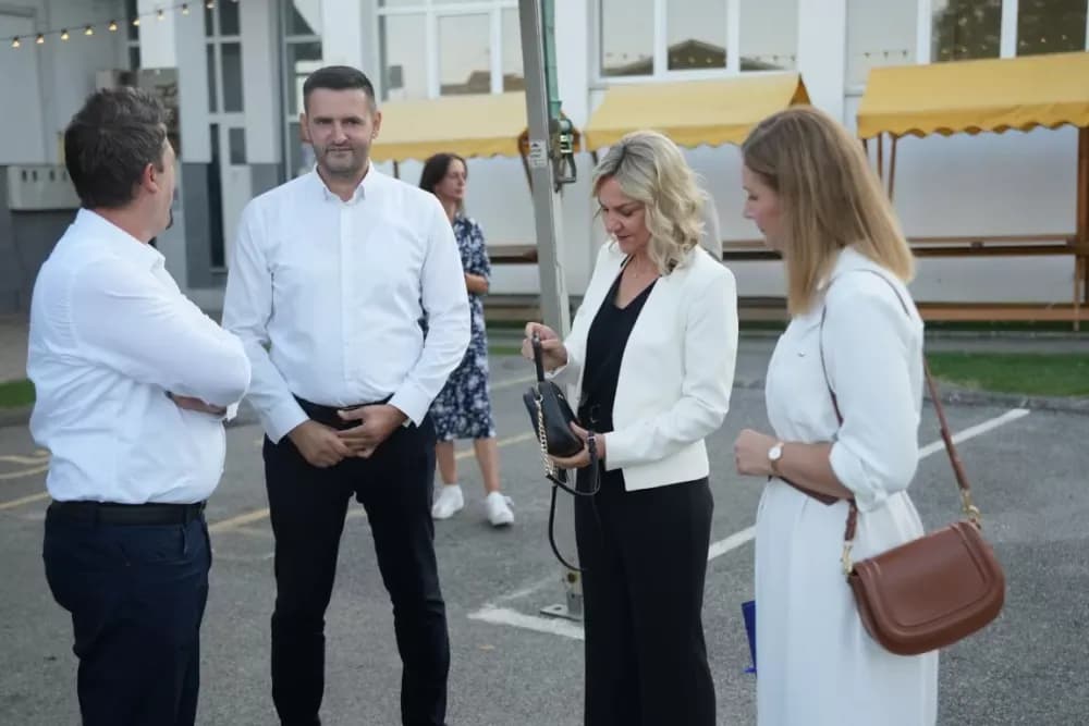 (FOTOGALERIJA) Proslavljen Dana općine Brodski Stupnik uz euharistijsko slavlje, polaganje vijenaca u čast poginulih branitelja i Svečanu sjednicu Općinskog vijeća