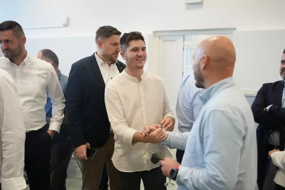 (FOTOGALERIJA) Proslavljen Dana općine Brodski Stupnik uz euharistijsko slavlje, polaganje vijenaca u čast poginulih branitelja i Svečanu sjednicu Općinskog vijeća