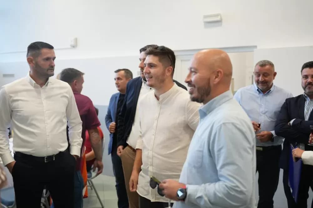 (FOTOGALERIJA) Proslavljen Dana općine Brodski Stupnik uz euharistijsko slavlje, polaganje vijenaca u čast poginulih branitelja i Svečanu sjednicu Općinskog vijeća