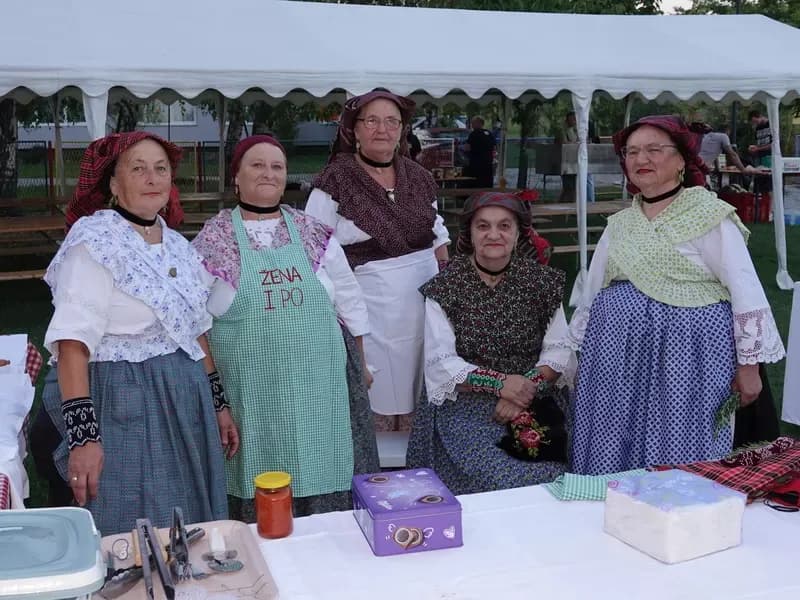 Snaše spretnim nogama gazile grožđe: Manifestacija koja gotovo četiri desetljeća uspješno spaja kulturu, tradiciju, enologiju i gastronomiju