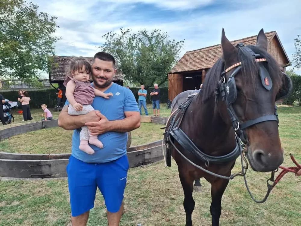 [FOTOGALERIJA] Sve onako kako se to nekad radilo: 44. Ižmača u Beravcima