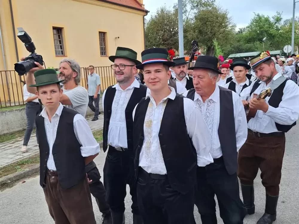 [FOTOGALERIJA] Sve onako kako se to nekad radilo: 44. Ižmača u Beravcima