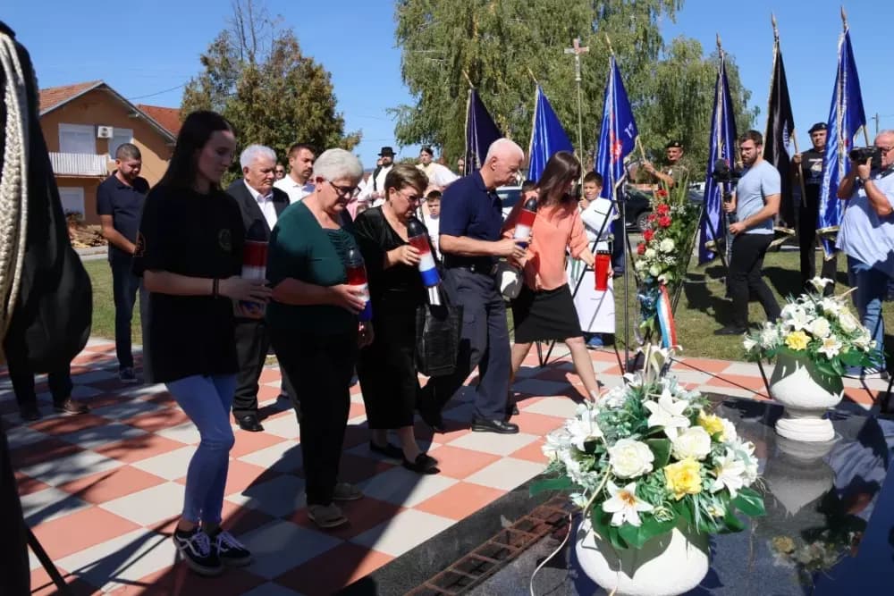 Otvorena spomen soba branitelja Općine Nova Kapela:
