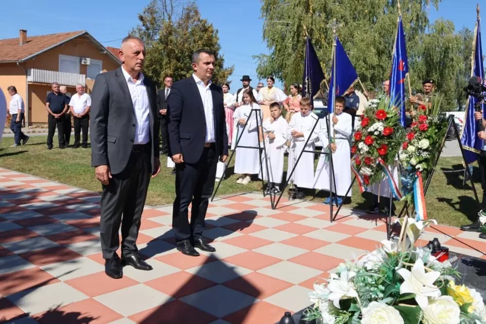 Otvorena spomen soba branitelja Općine Nova Kapela: