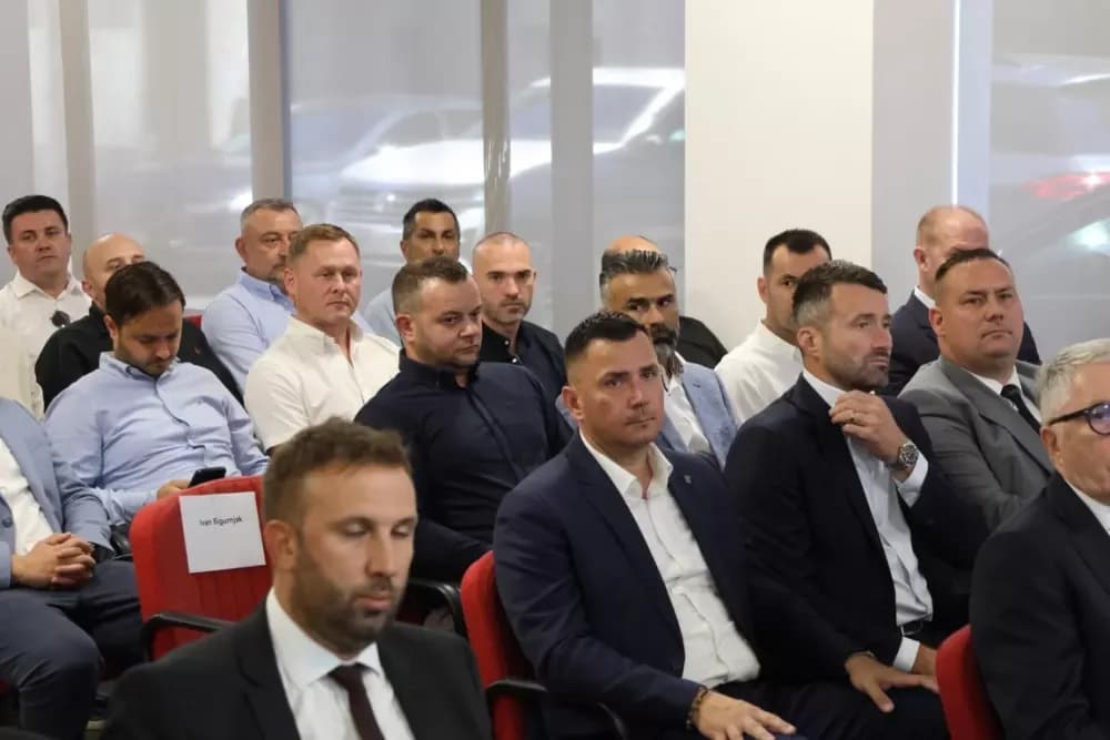 Zlatne kune u ruke najboljih tvrtki CALOR d.o.o. iz Gornje Vrbe, SPIROFLEX d.o.o. iz Ruščice i ĐURI ĐAKOVIĆ MONTAŽI d.o.o. iz Slavonskog Broda.