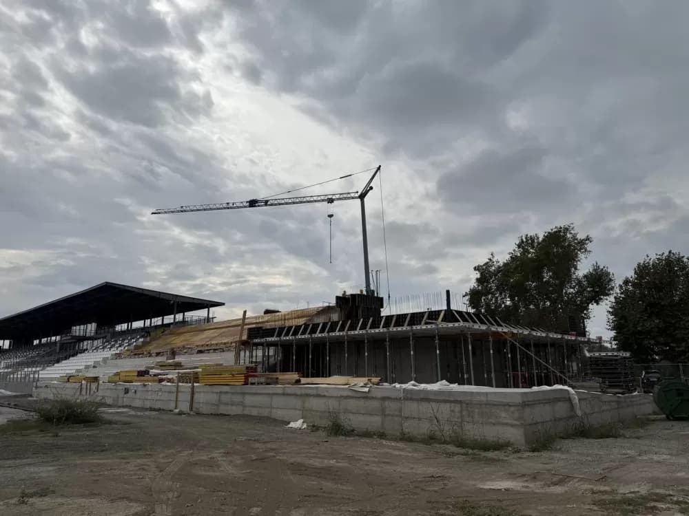 Stadion kraj Save: Gradnja južne tribine napreduje prema planu
