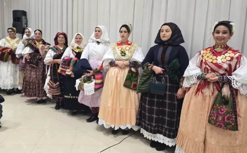 Izabrana najljepša šarenica u Oprisavcima – slavila Gabrijela Matasović iz Velike Kopanice